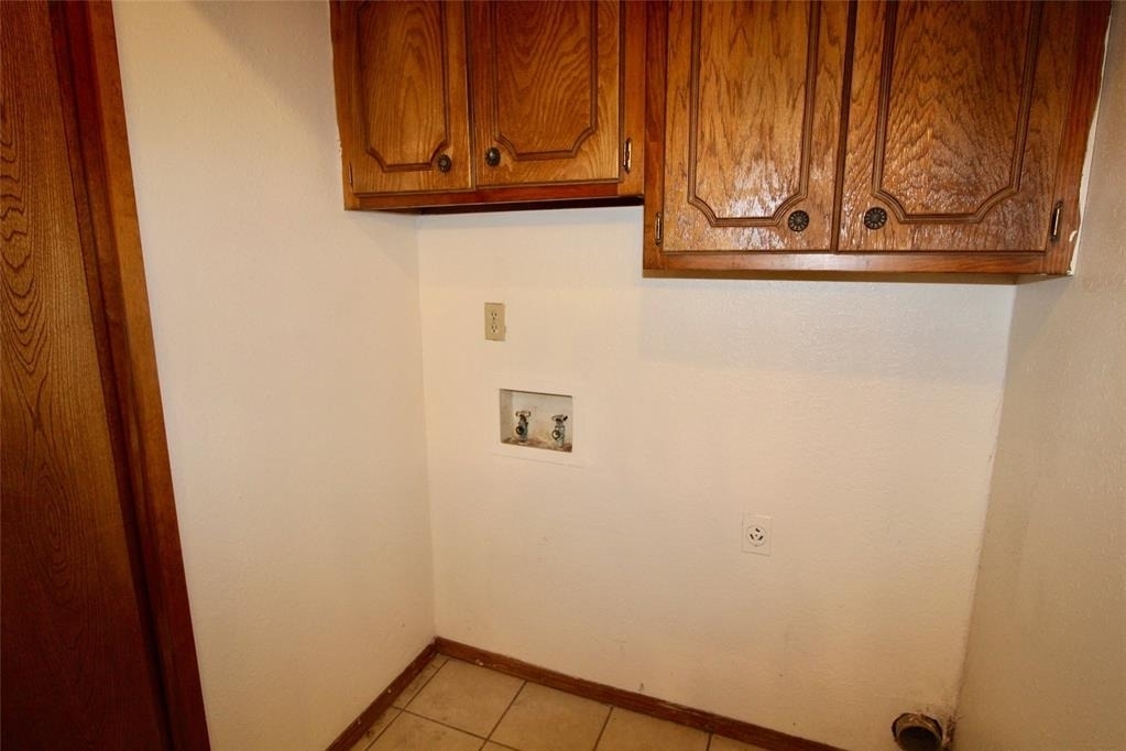 902 Acacia Circle - Photo 4