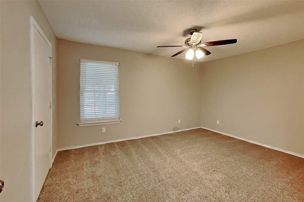 725 Maple Glen Drive - Photo 7