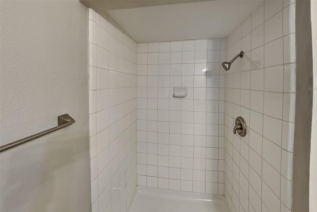 3905 Branch Hollow Drive - Photo 11