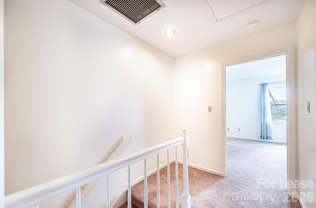 617 College Avenue Sw - Photo 16