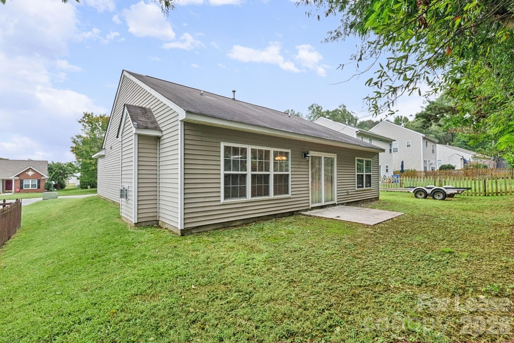 145 English Hills Drive - Photo 20