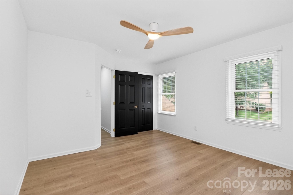1943 Watlington Drive - Photo 34