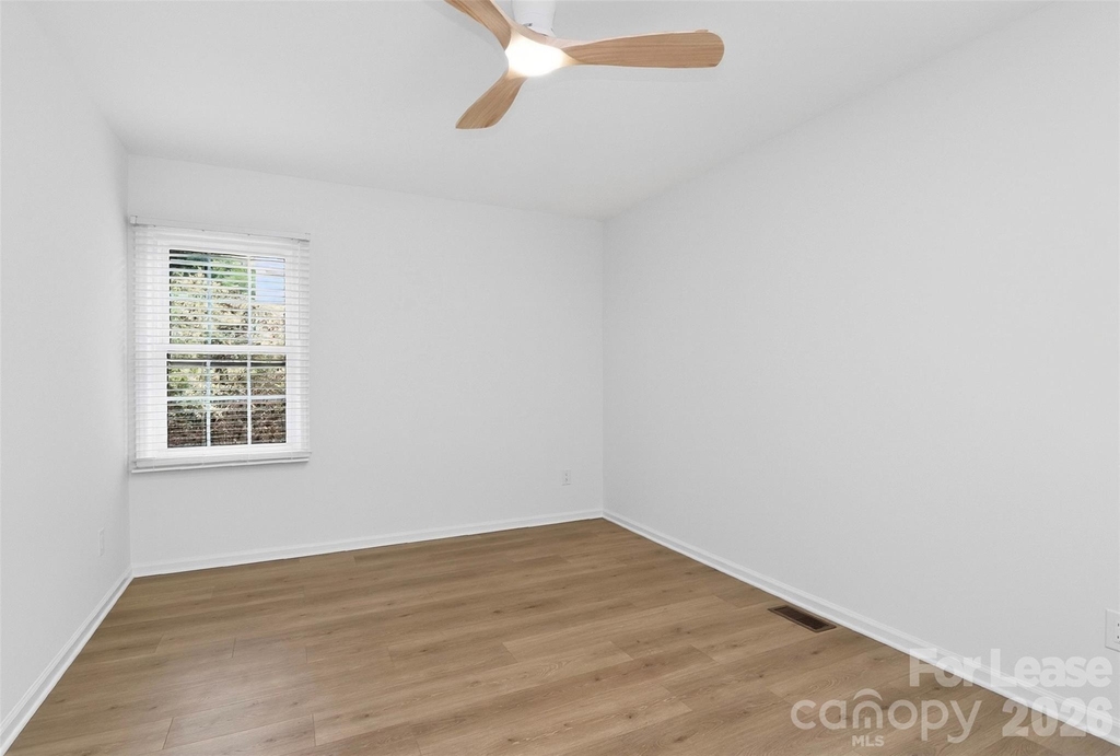 1943 Watlington Drive - Photo 31