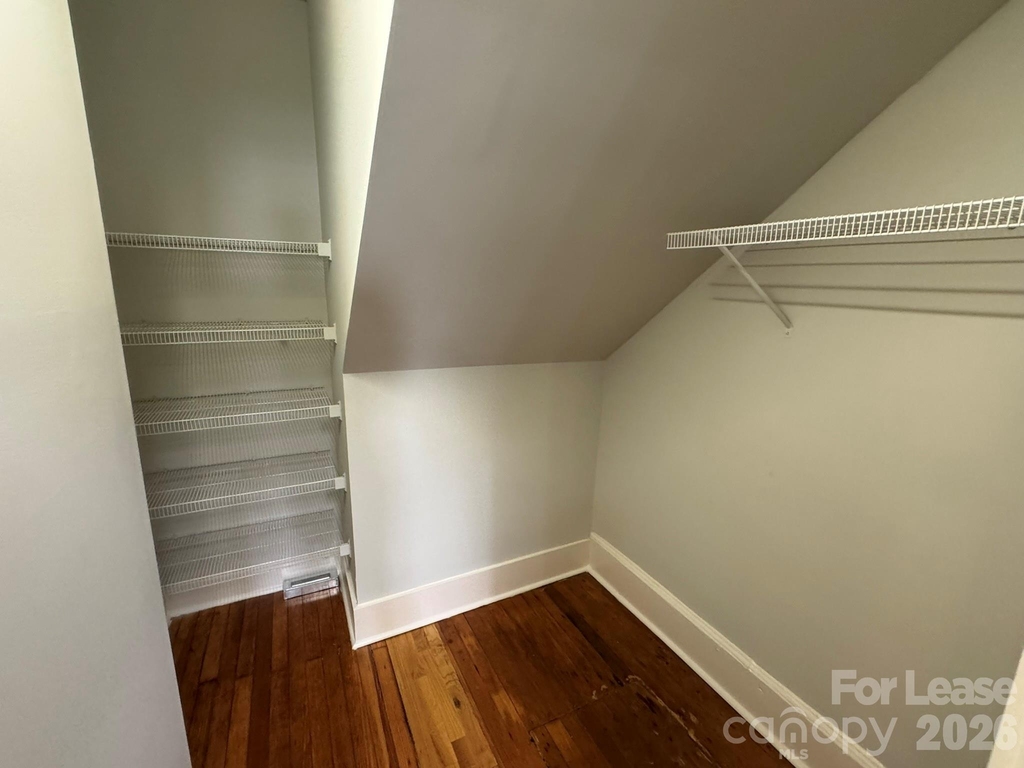 102 W Second Avenue - Photo 3