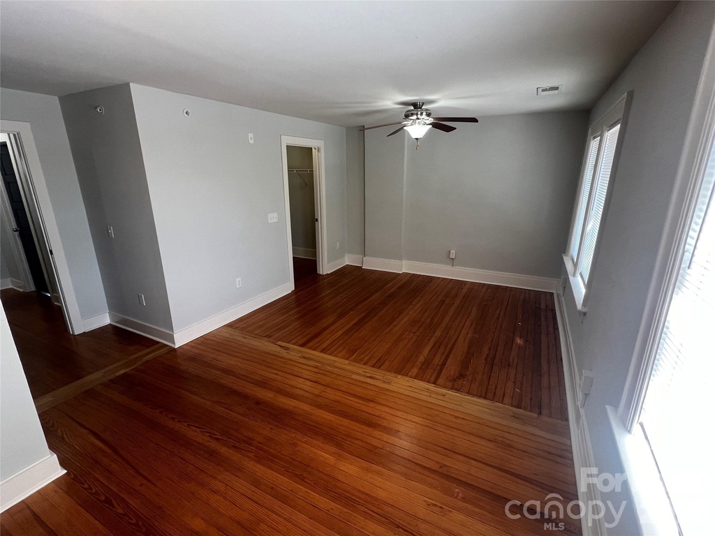 102 W Second Avenue - Photo 11