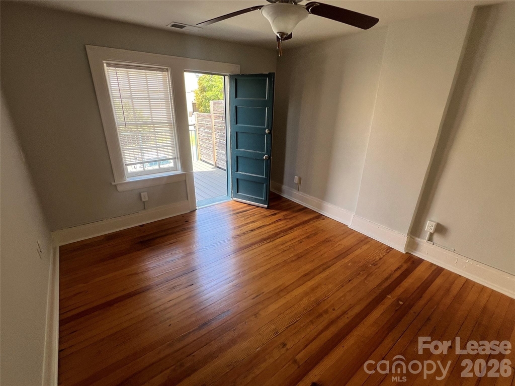 102 W Second Avenue - Photo 7