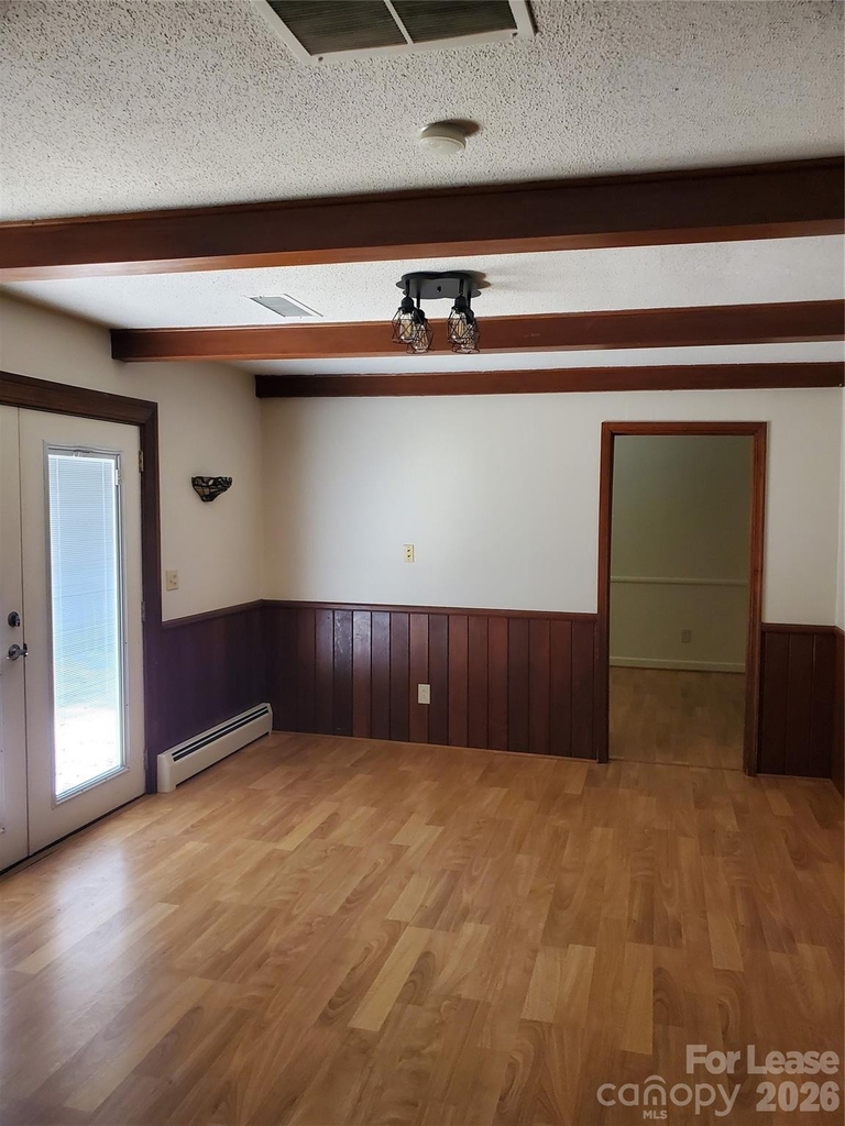 614 Carolina Avenue S - Photo 13