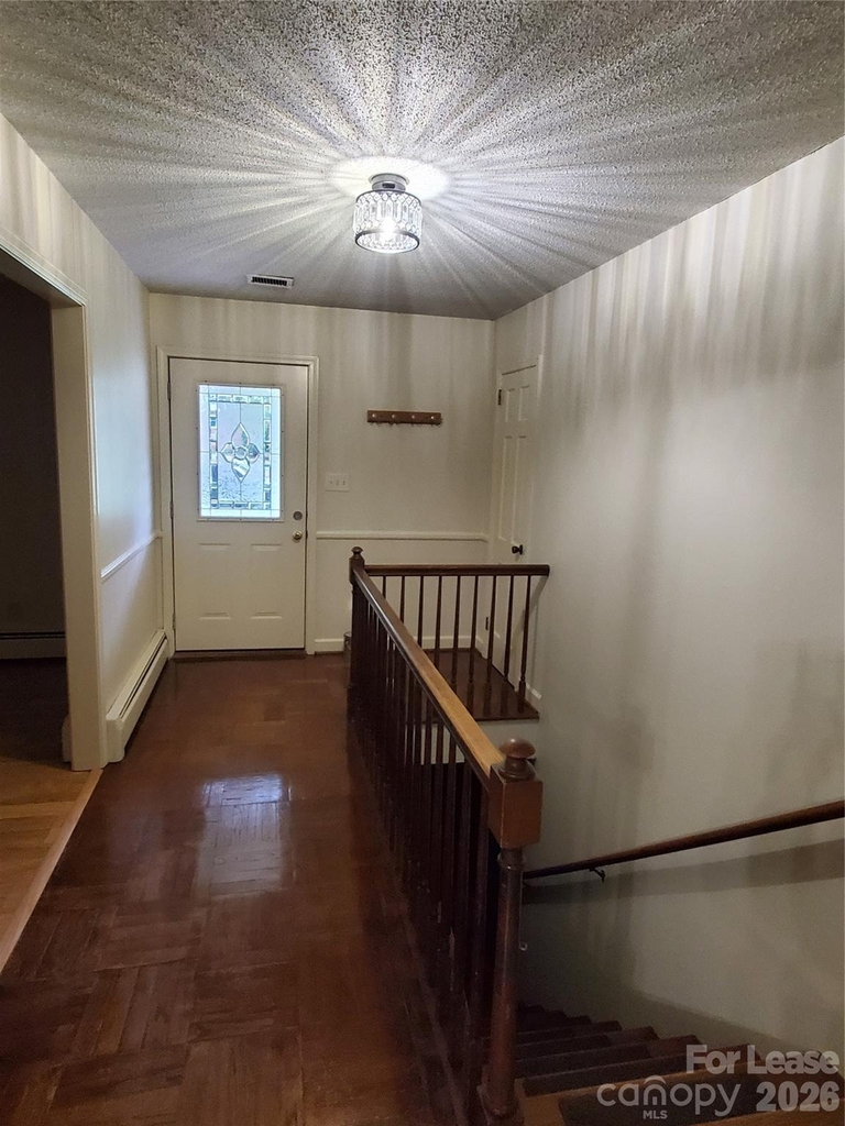 614 Carolina Avenue S - Photo 16
