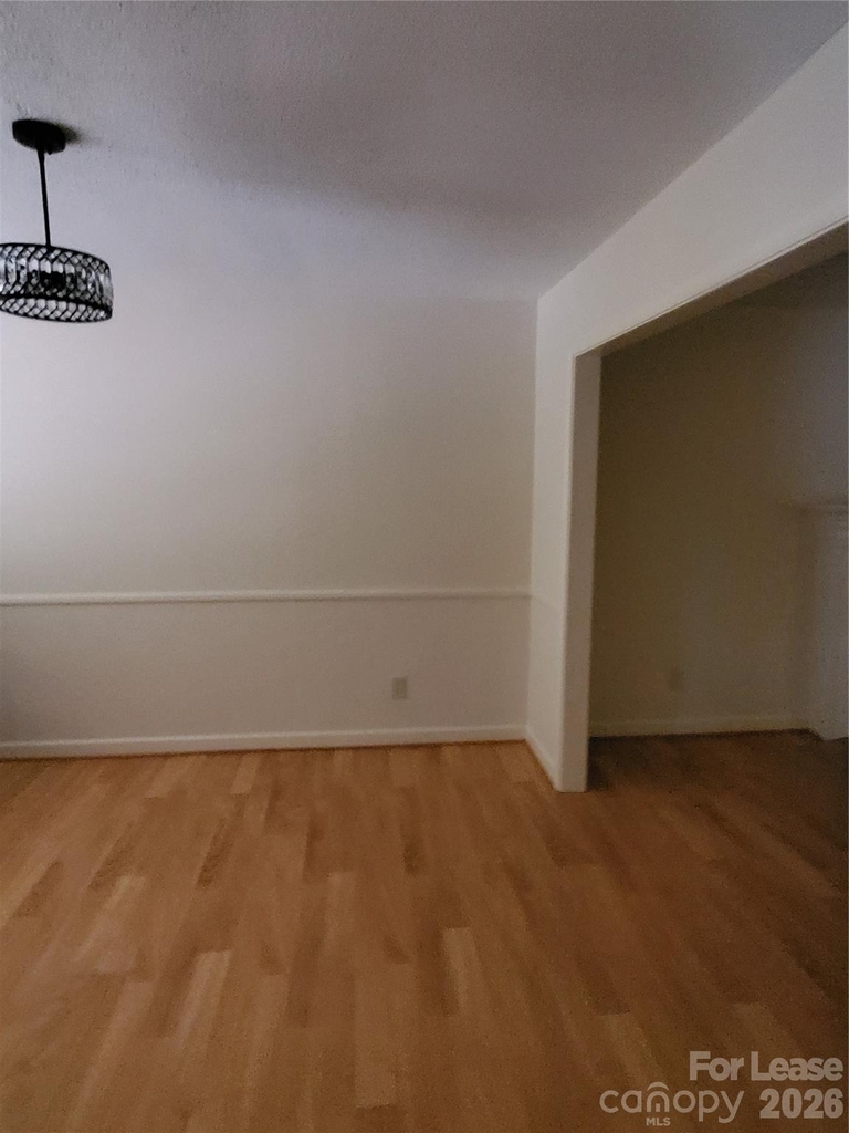 614 Carolina Avenue S - Photo 15