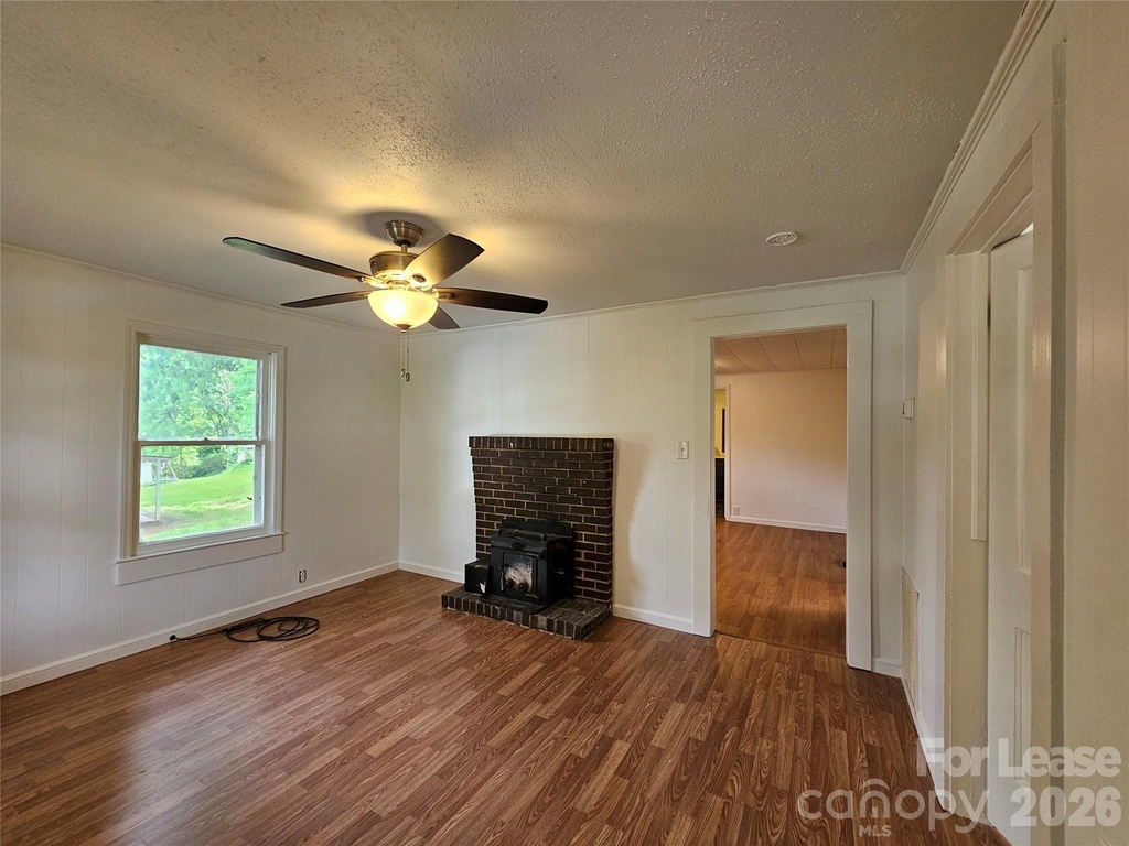 1641 Berkley Street Sw - Photo 3
