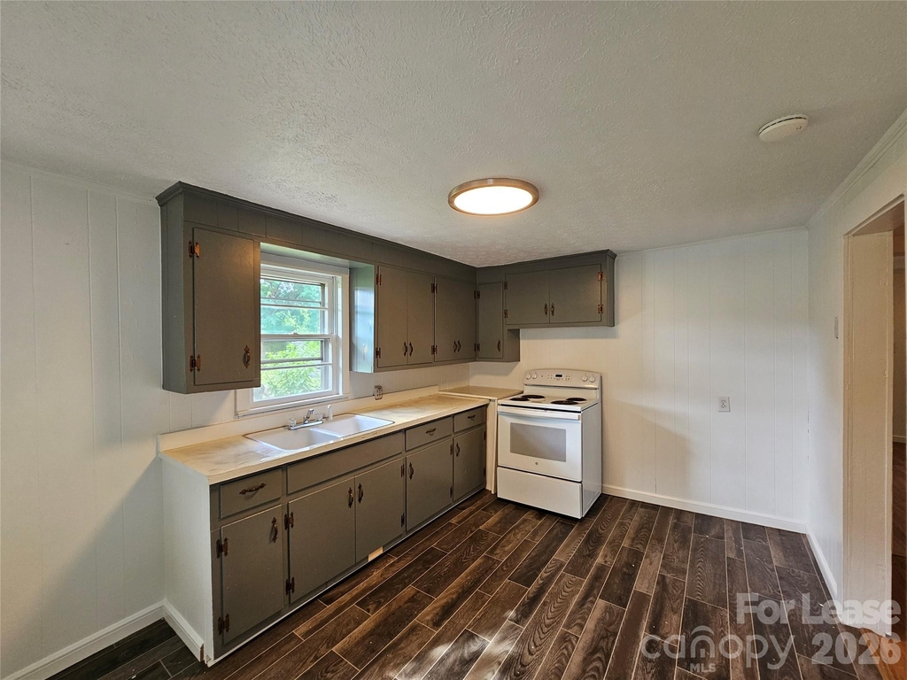 1641 Berkley Street Sw - Photo 12