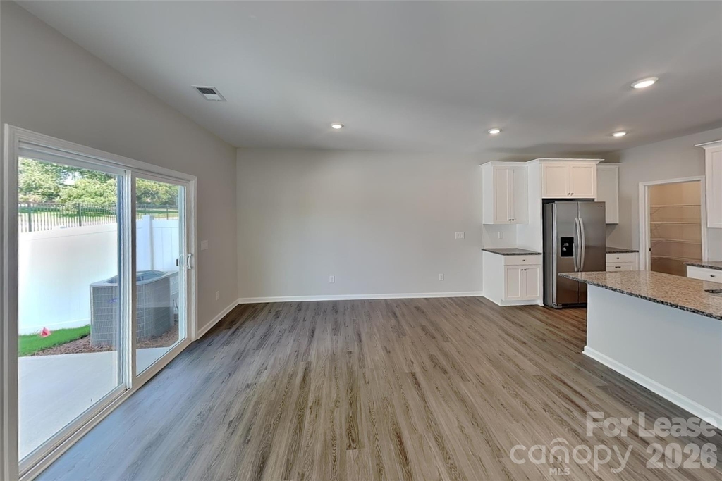 6013 Dutton Drive - Photo 3