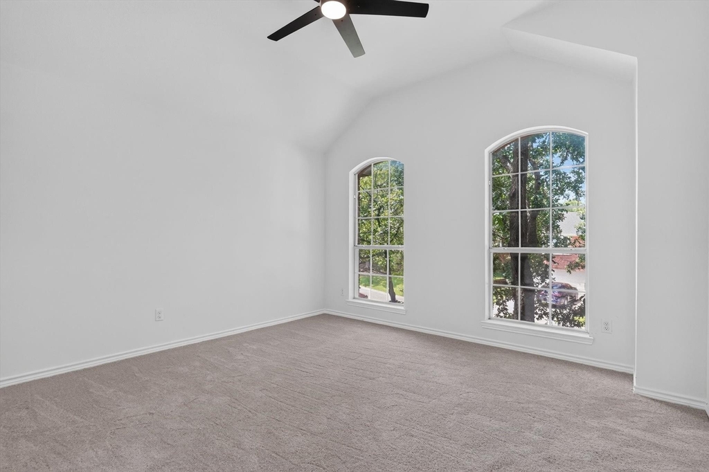 2687 Creekside Way - Photo 32