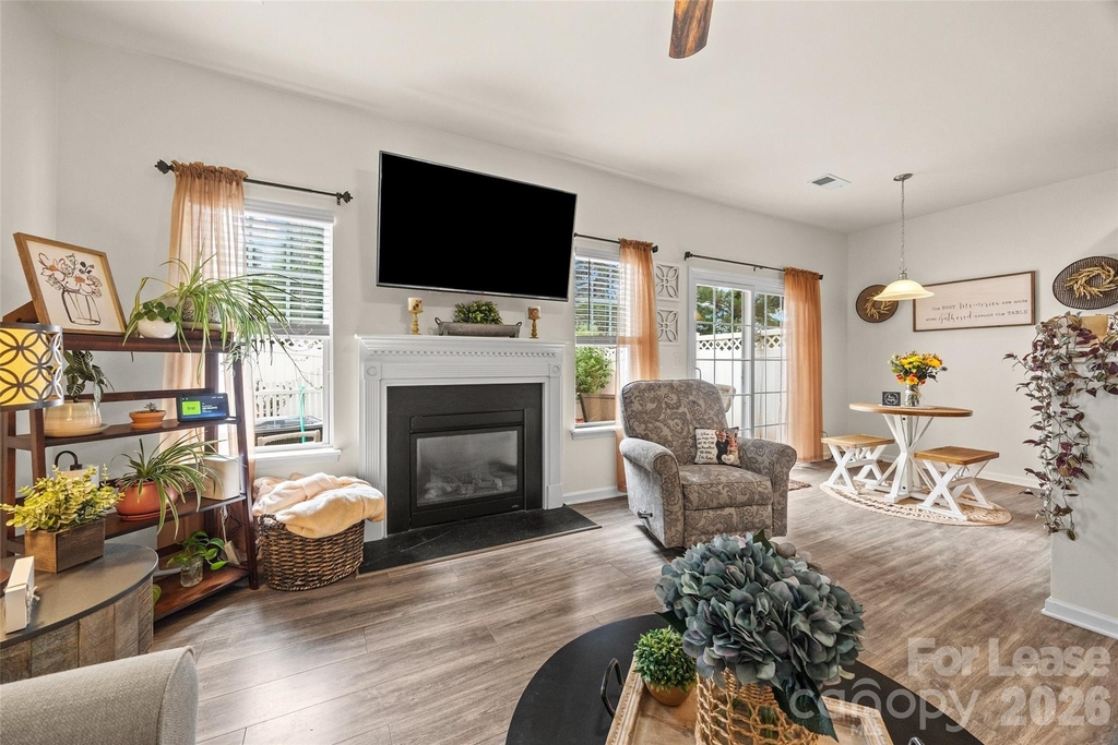 1435 Harpers Inlet Drive - Photo 11