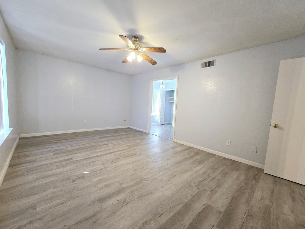 902 Spring Valley #a Plaza - Photo 2
