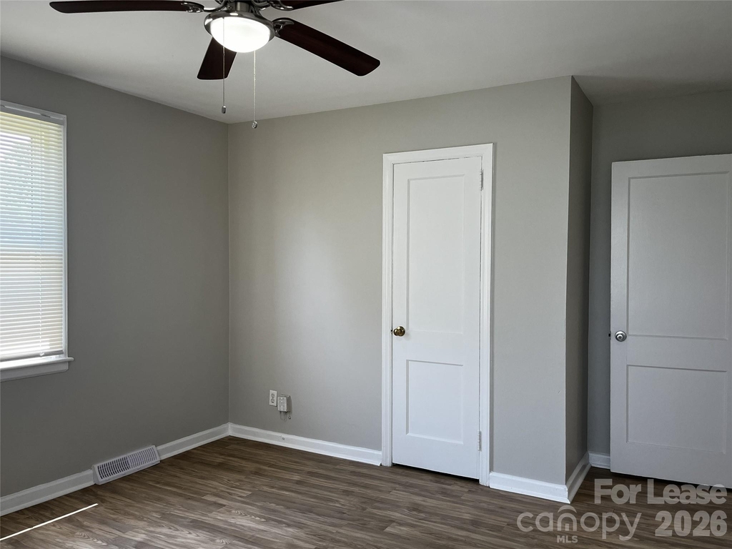 2213 Shamrock Drive - Photo 17