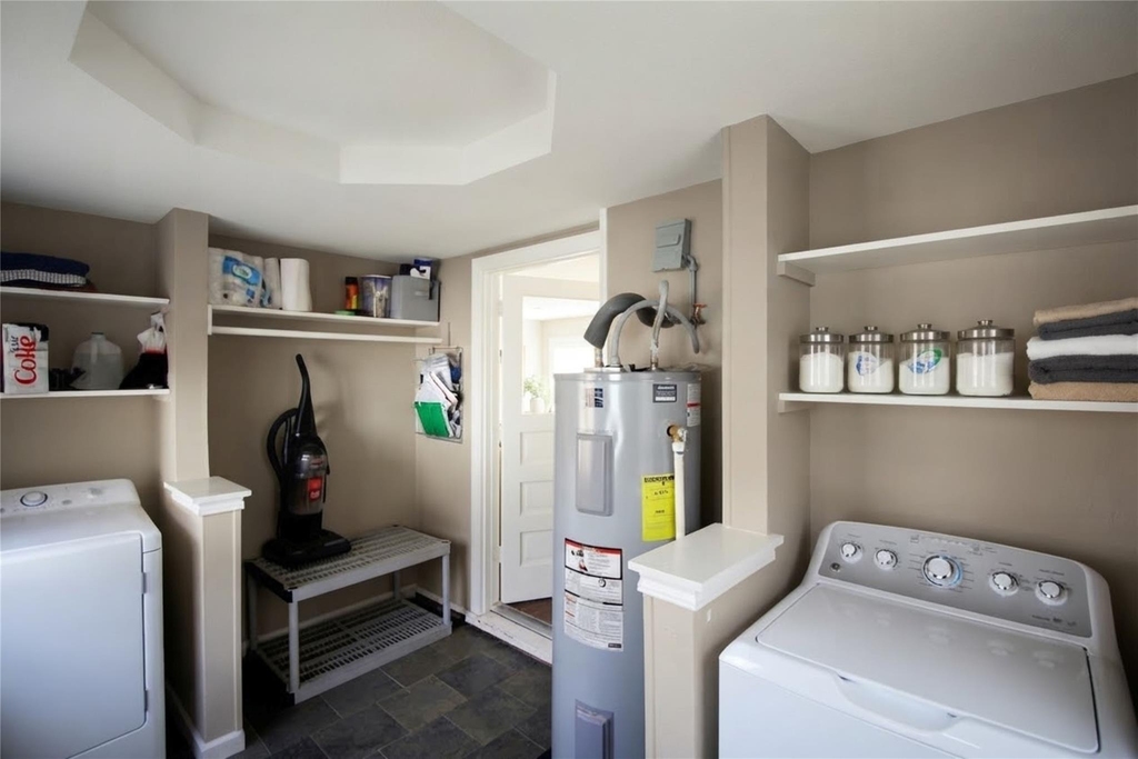 237 Samuel Street - Photo 5