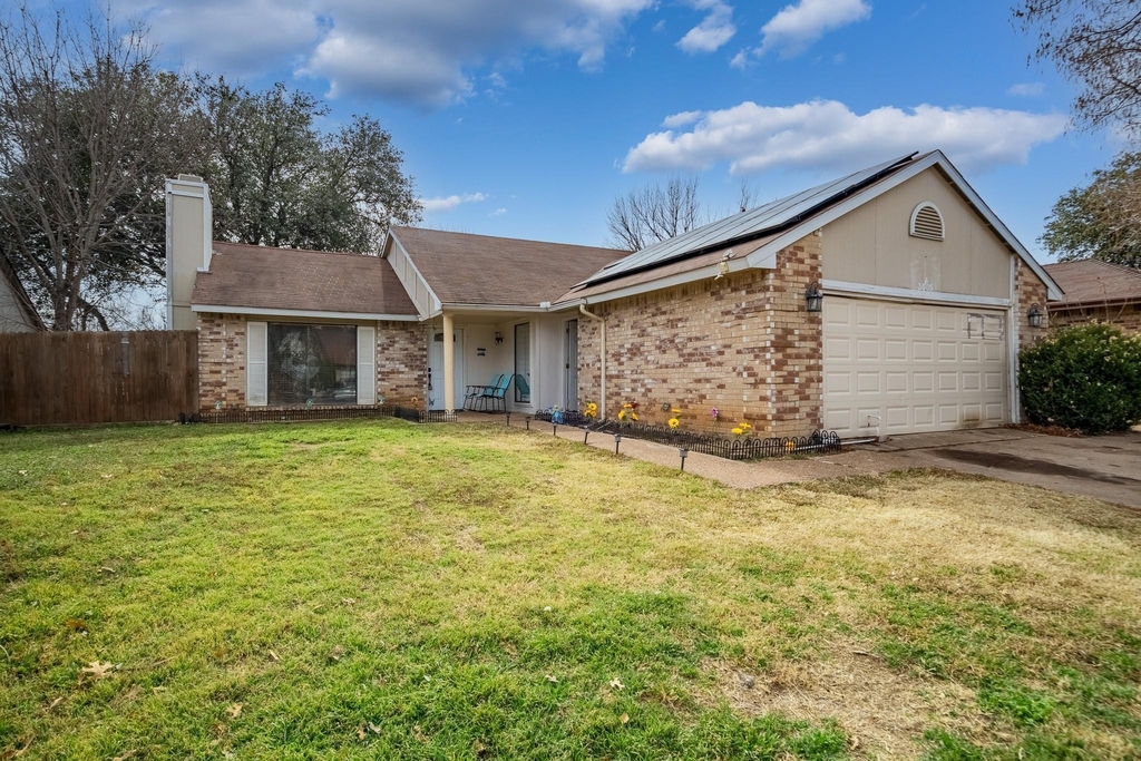3005 Woodlark Drive - Photo 1