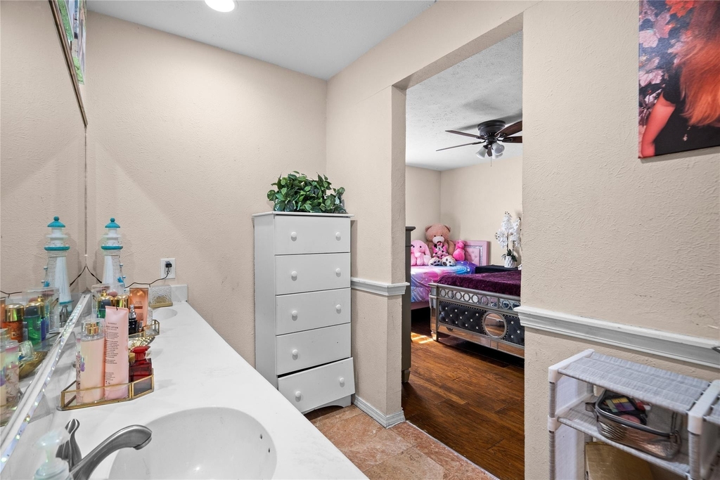 3005 Woodlark Drive - Photo 16