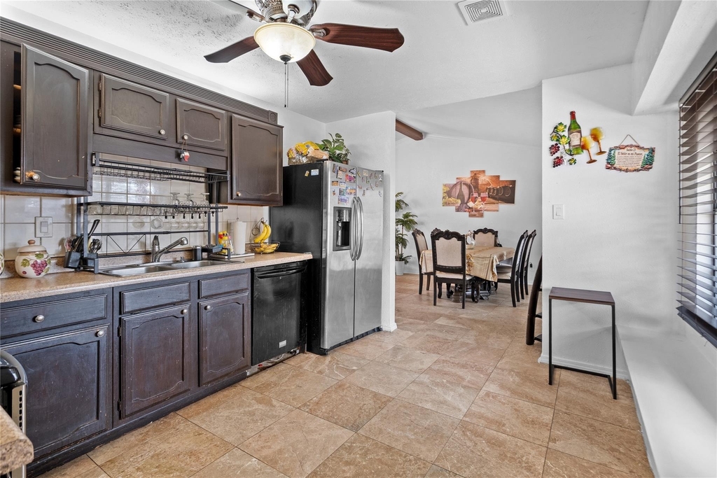 3005 Woodlark Drive - Photo 7