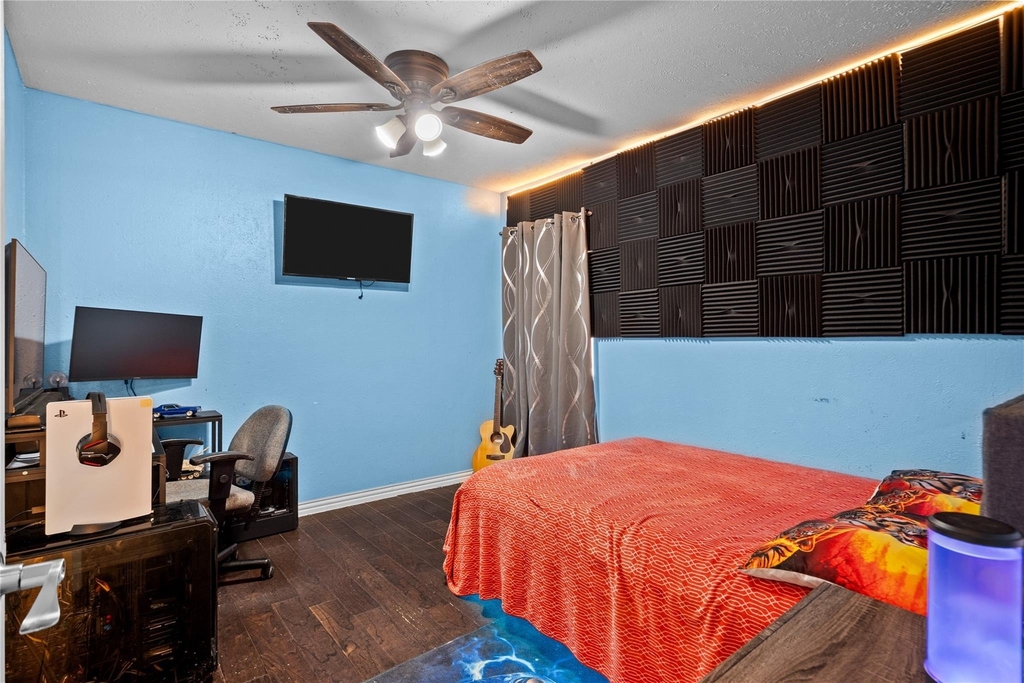 3005 Woodlark Drive - Photo 11
