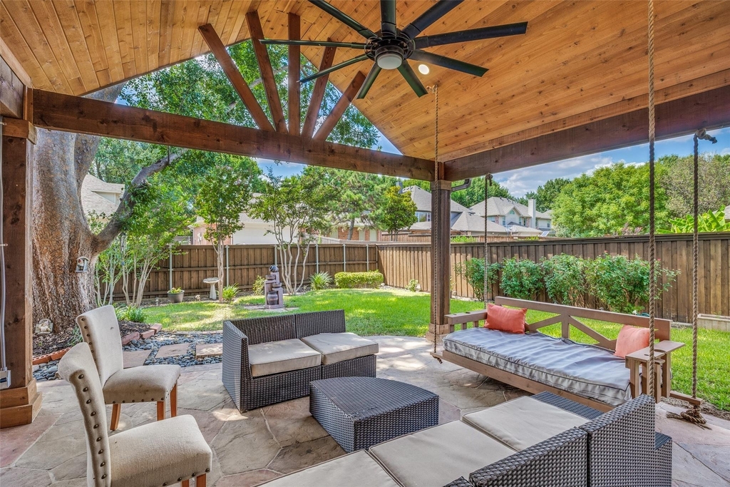 306 Tustin Court - Photo 21
