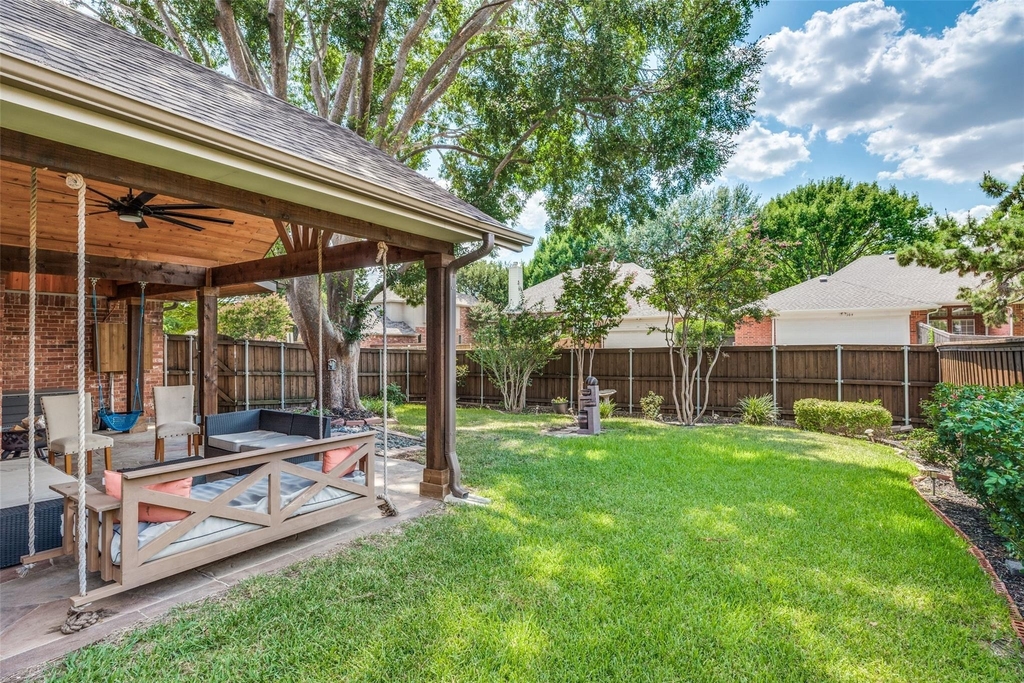 306 Tustin Court - Photo 22