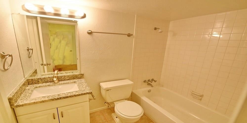 4033 Gilbert Avenue - Photo 13