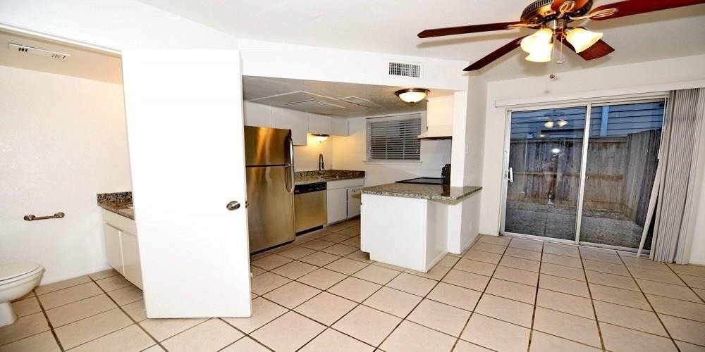 4033 Gilbert Avenue - Photo 2