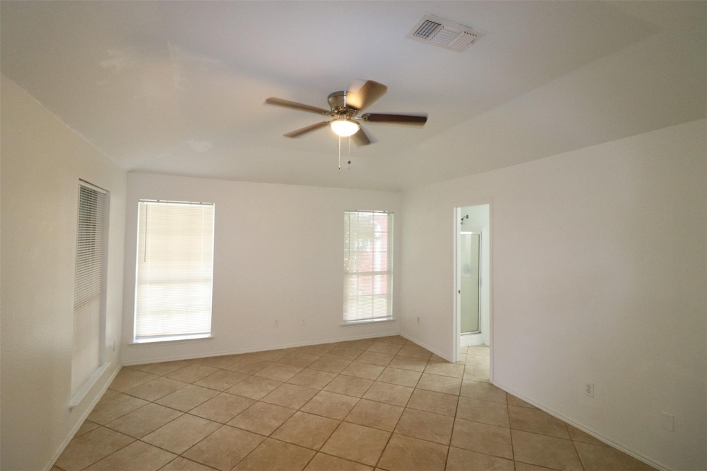 6100 Harwood Crossing Drive - Photo 17