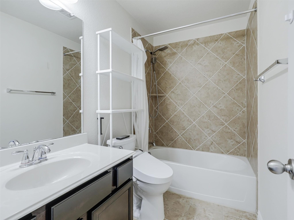1605 Falconet Court - Photo 9