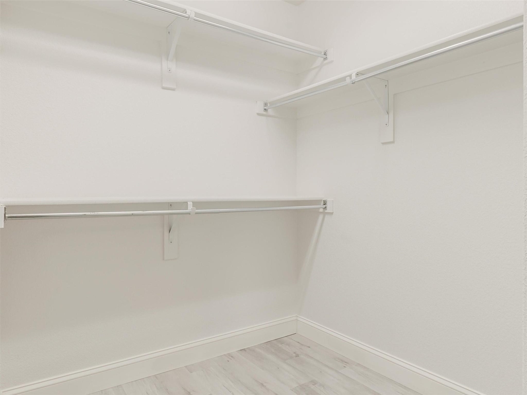 1605 Falconet Court - Photo 31