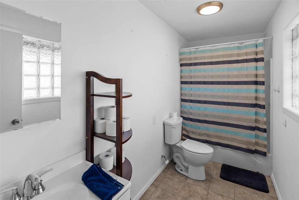 9518 County Road 913 - Photo 21