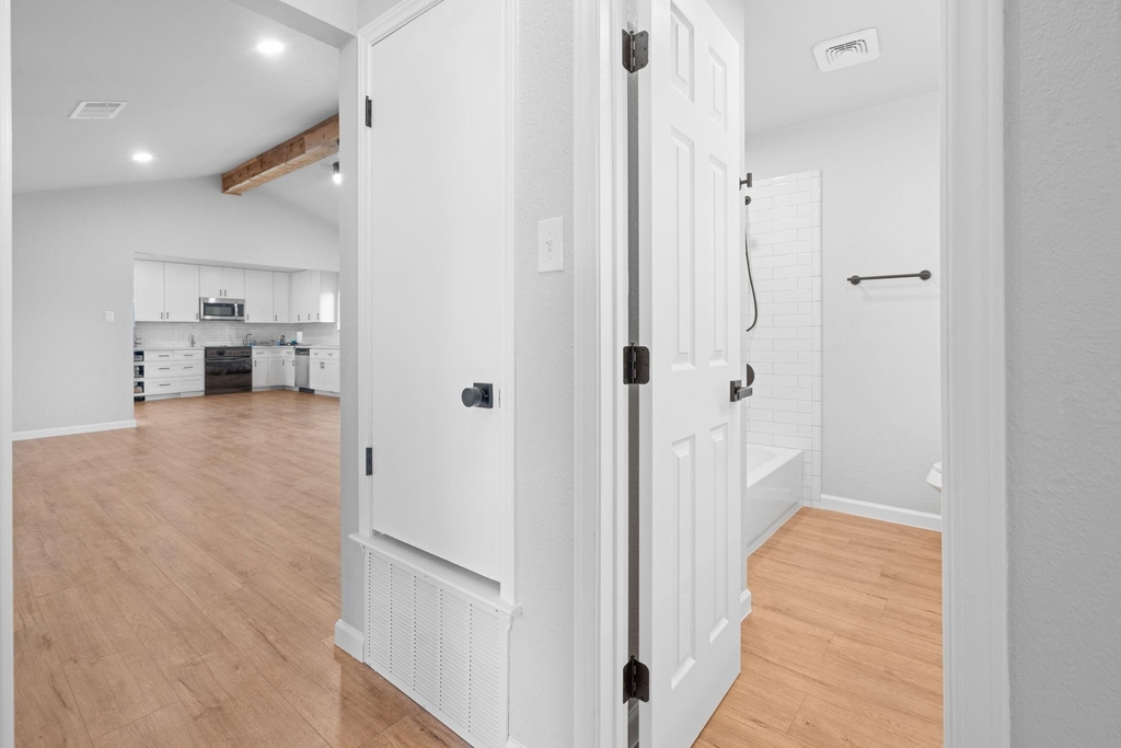 414 Hallmark Drive - Photo 23