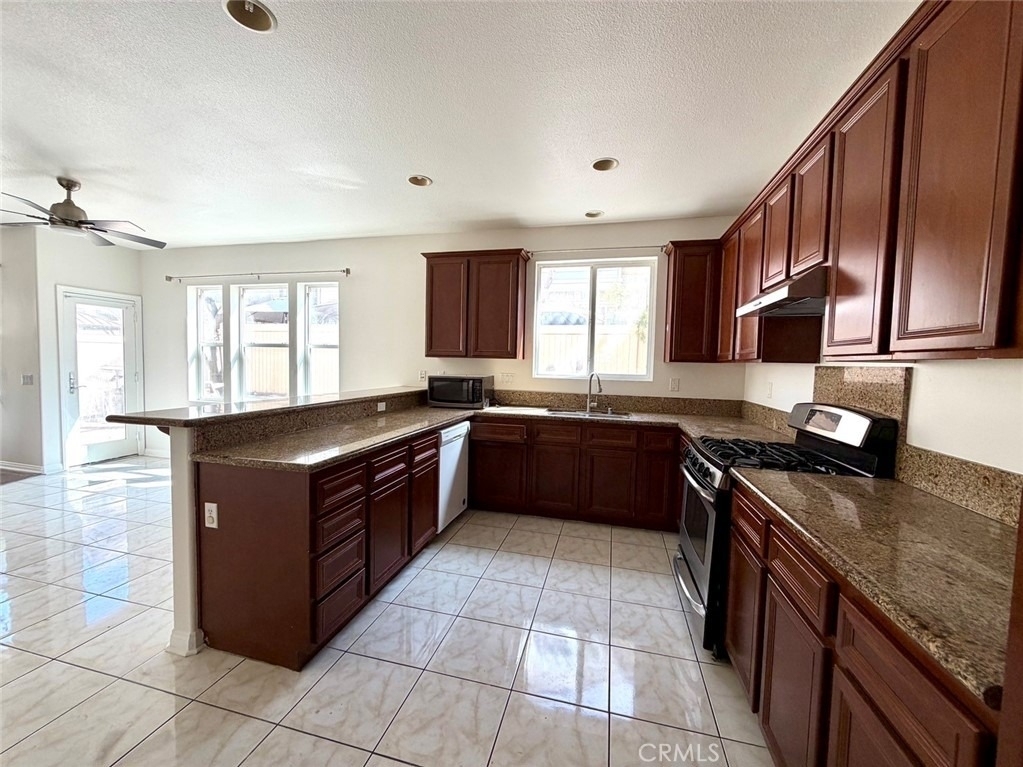 14561 Baylor - Photo 9