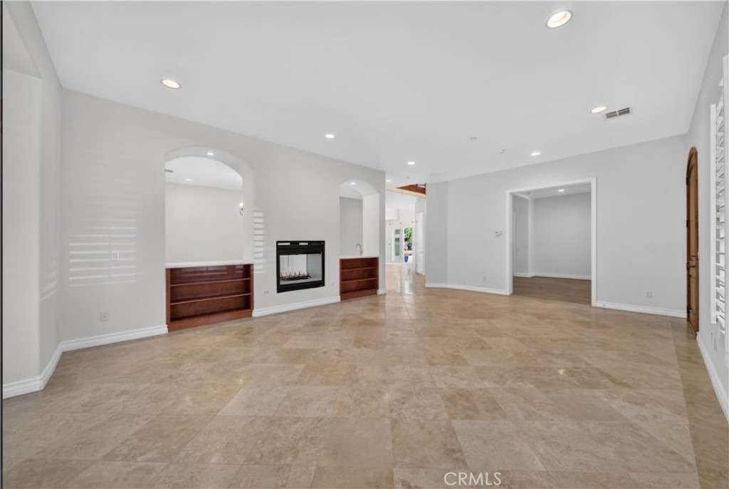 788 Manley Drive - Photo 3
