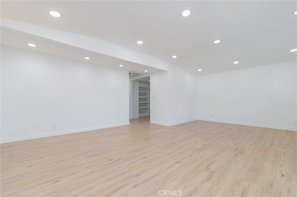 27106 Mesaba Drive - Photo 16