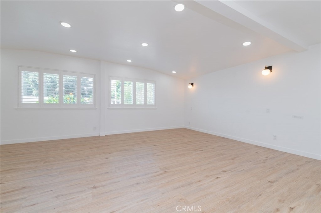27106 Mesaba Drive - Photo 15
