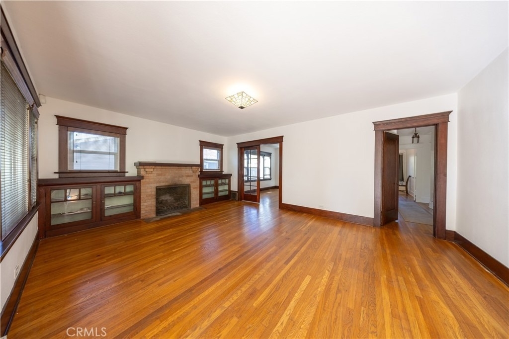 135 N San Marino Avenue - Photo 1
