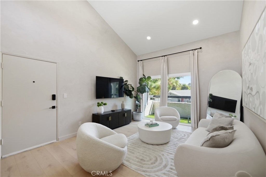 25039 Peachland Avenue - Photo 0
