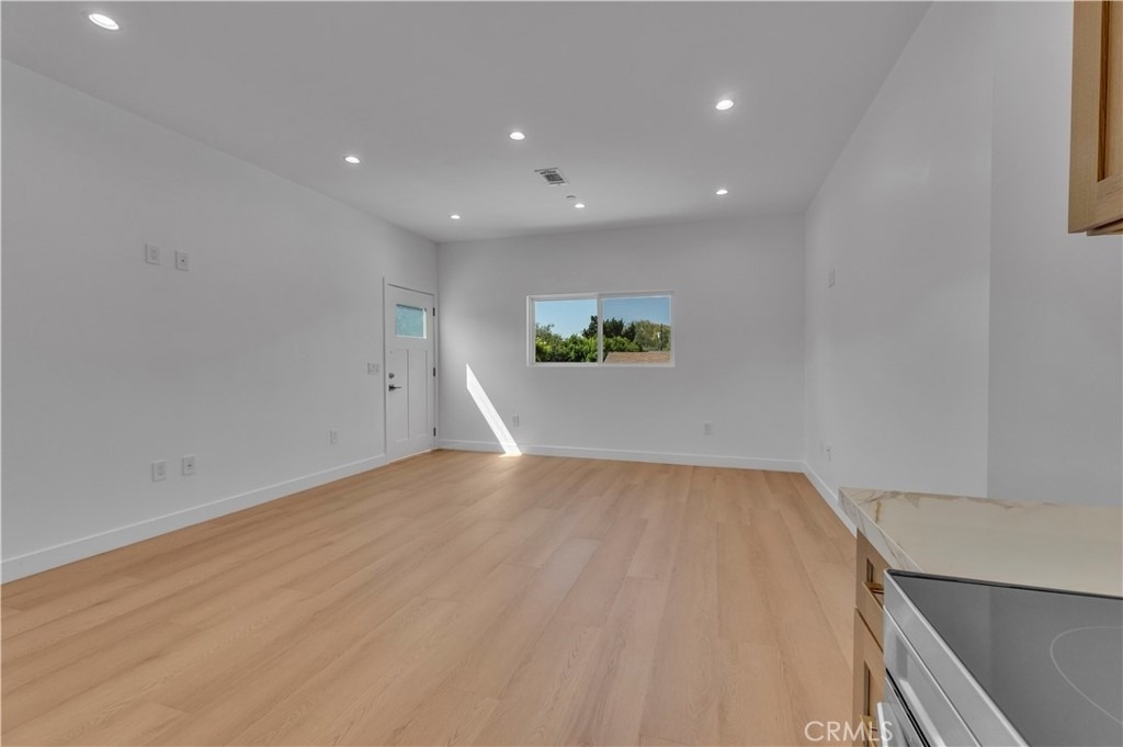 4700 Kraft Avenue - Photo 9