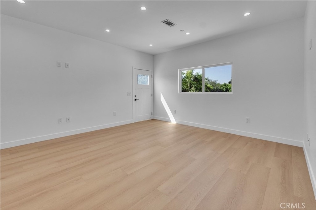 4700 Kraft Avenue - Photo 2
