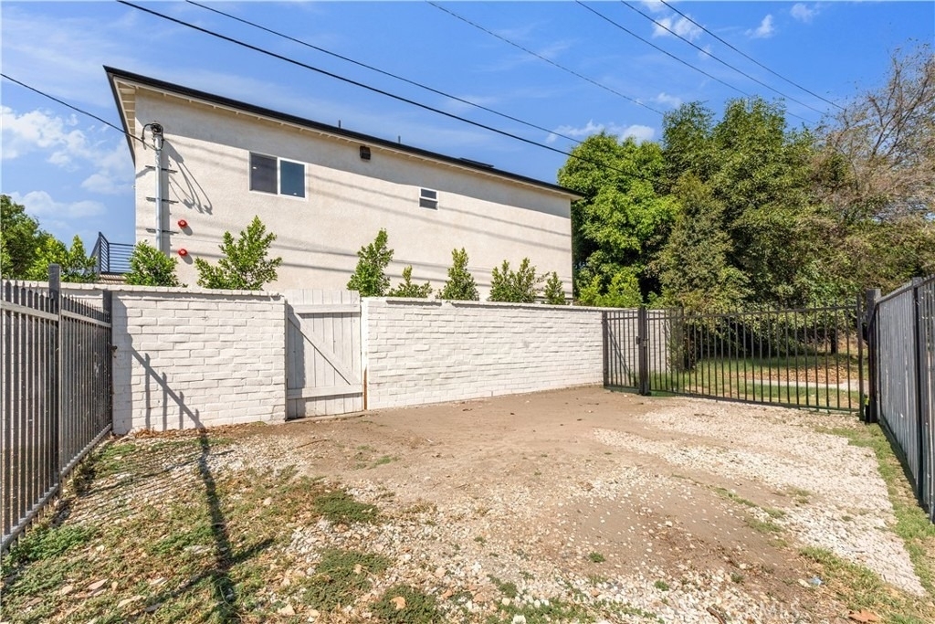 4700 Kraft Avenue - Photo 24