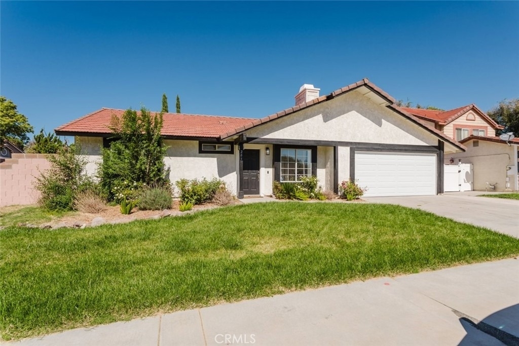 203 Linda Court - Photo 4