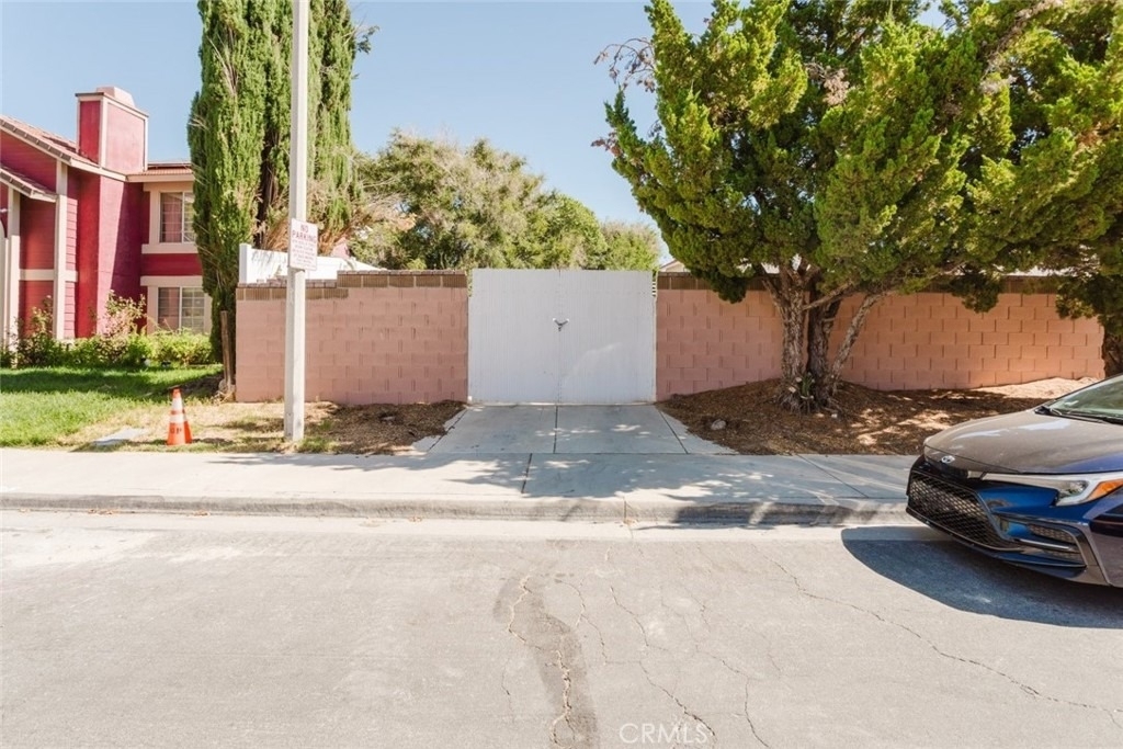 203 Linda Court - Photo 47