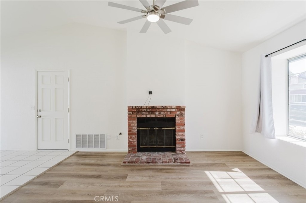 203 Linda Court - Photo 10