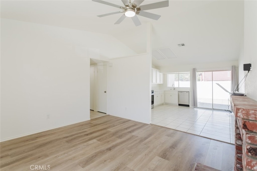 203 Linda Court - Photo 8