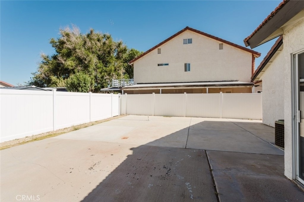 203 Linda Court - Photo 38
