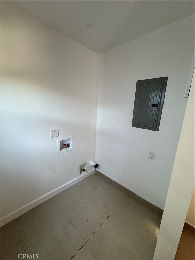 2810 8th Ave - Photo 18