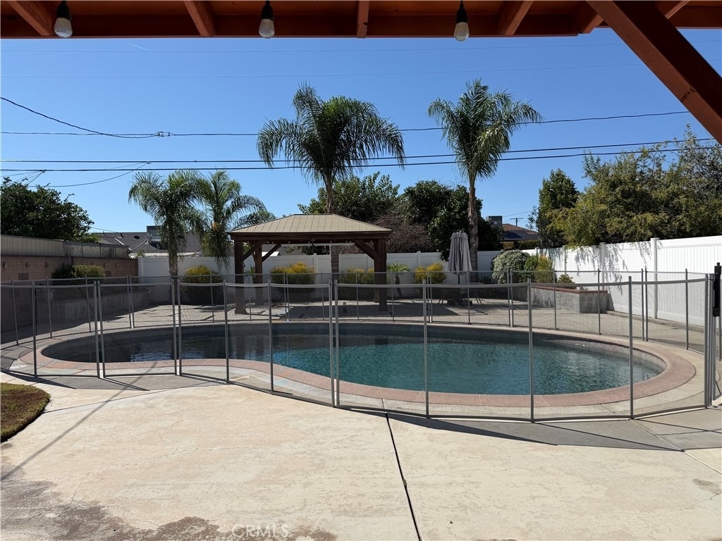 6547 Denny - Photo 2